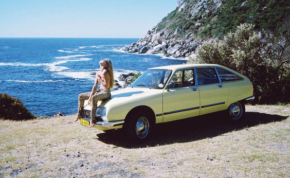 Chanson : à côté de la&nbsp;plaque